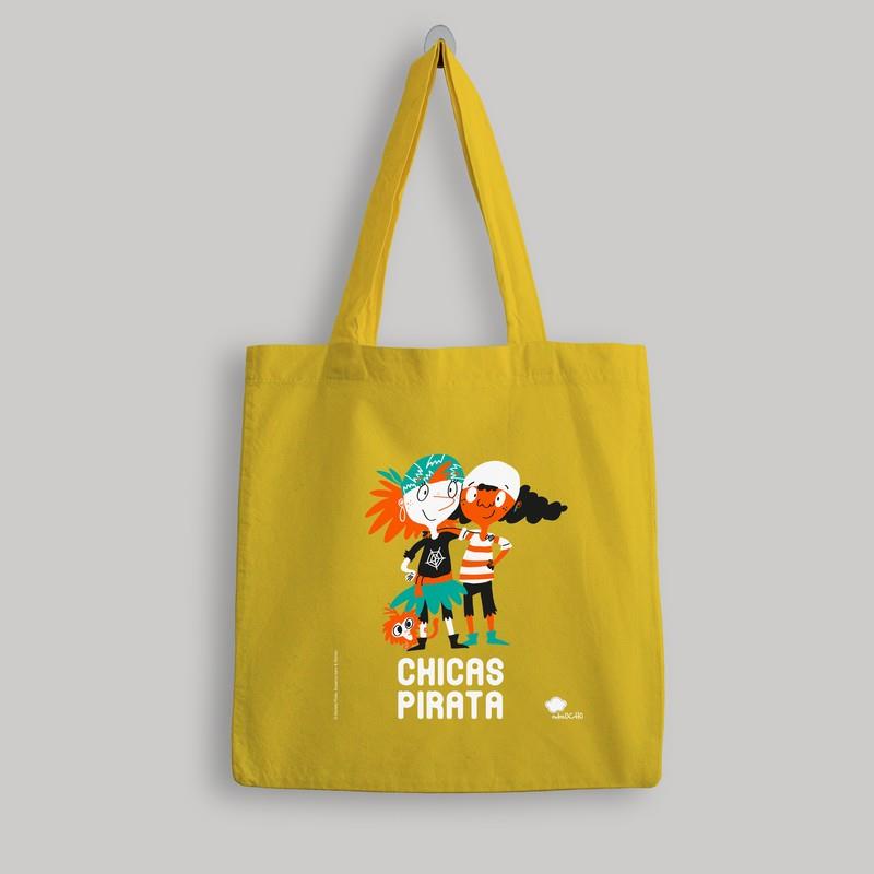 BOLSA DE TELA 'CHICAS PIRATA' - COLOR AMARILLO | 9788418133978 | GÓMEZ; ISERN SUSANNA | Llibreria Drac - Llibreria d'Olot | Comprar llibres en català i castellà online