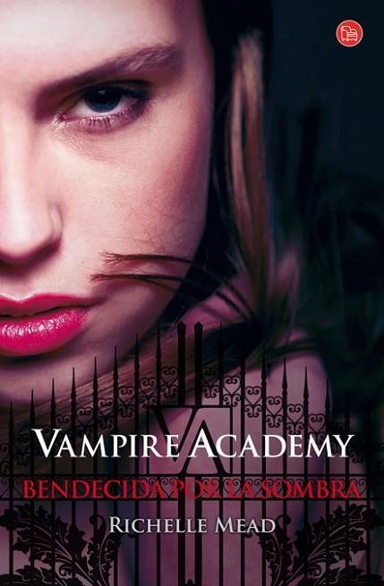 VAMPIRE ACADEMY. BENDECIDA POR LA SOMBRA | 9788466325837 | MEAD, RICHELLE | Llibreria Drac - Llibreria d'Olot | Comprar llibres en català i castellà online