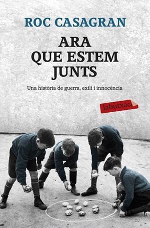 ARA QUE ESTEM JUNTS | 9788499308593 | CASAGRAN, ROC | Llibreria Drac - Librería de Olot | Comprar libros en catalán y castellano online