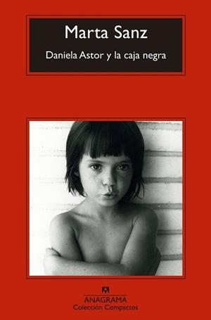 DANIELA ASTOR Y LA CAJA NEGRA | 9788433977830 | SANZ, MARTA | Llibreria Drac - Llibreria d'Olot | Comprar llibres en català i castellà online