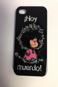 CARCASA IPHONE 4S - MAFALDA HOY MUERDO NEGRA | 9788868211400 | QUINO | Llibreria Drac - Llibreria d'Olot | Comprar llibres en català i castellà online