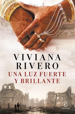 LUZ FUERTE Y BRILLANTE, UNA | 9788467065824 | RIVERO, VIVIANA | Llibreria Drac - Llibreria d'Olot | Comprar llibres en català i castellà online